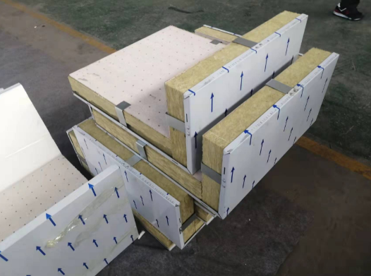 金属保温装饰一体板